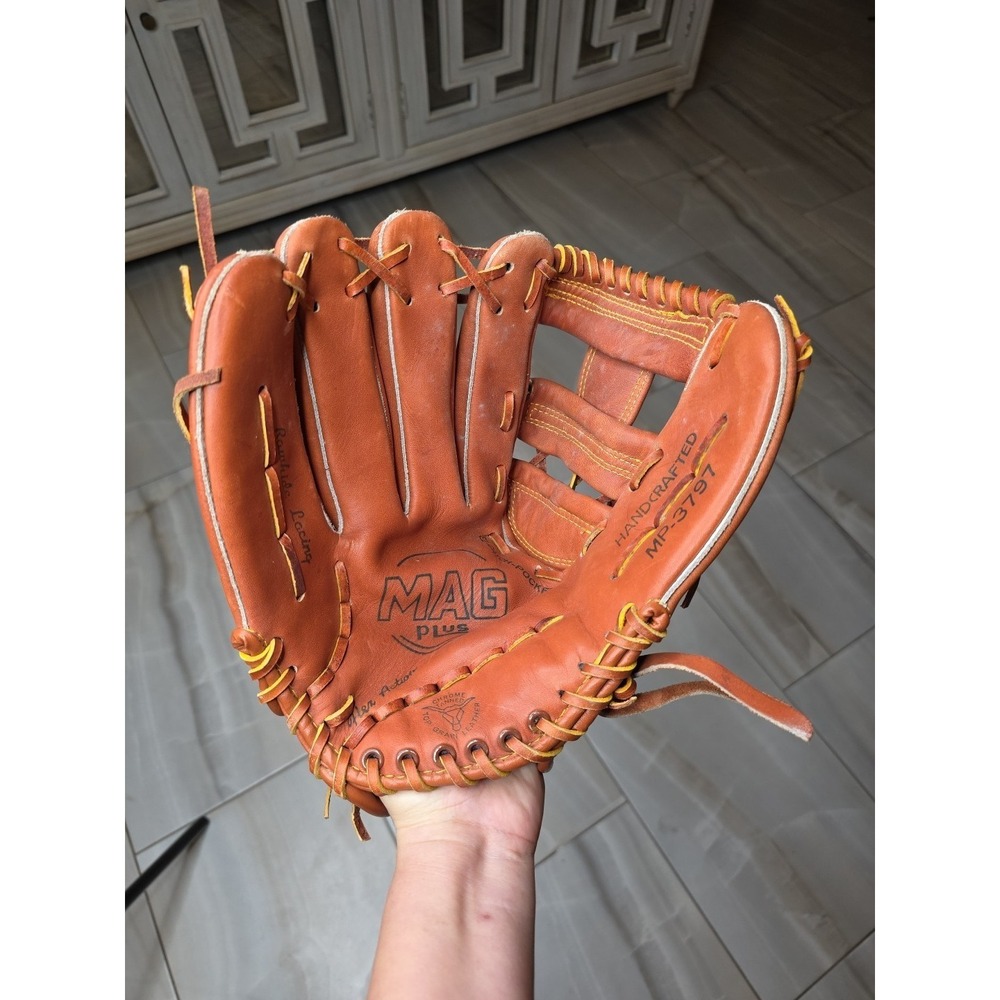 Mag Plus Mp3797 Cow Hide Adult Baseball‎ Glove Right Handed Player D1